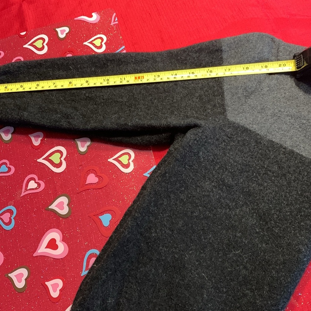 Calvin Klein Gray Colorblock Sweater - Picture 5 of 6